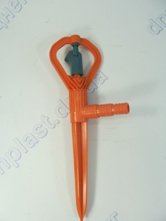 Разбрызгиватель на колышке БАБОЧКА