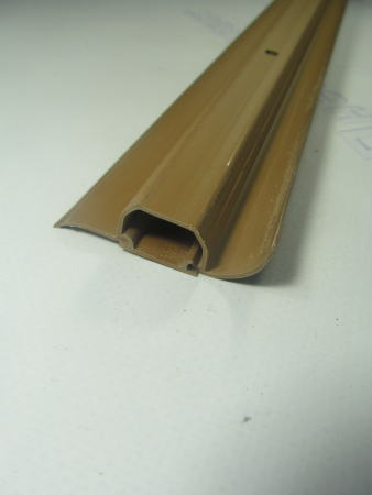 Плинтус пластиковый 2,5м 