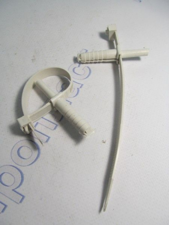 Хомут 140*10мм с дюбелем 10*40мм