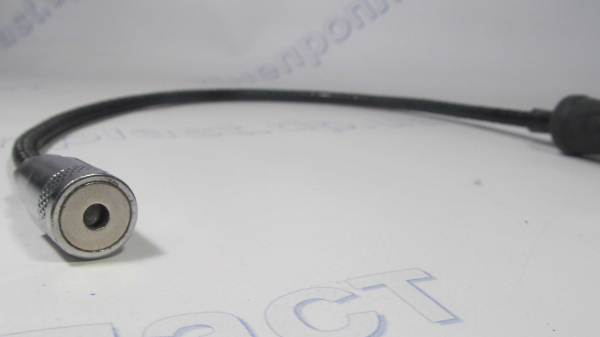 Магнит на гибком удлинителе с фонариком