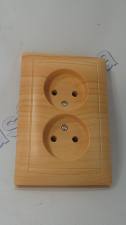 Розетка 2 простая сосна  LUXEL (3807)