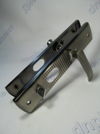 Ручка дверная на планке 