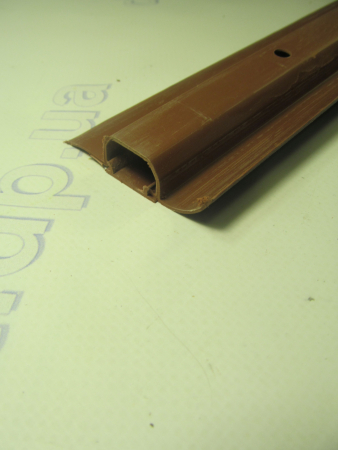 Плинтус пластиковый 2,5м 