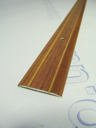 Порожки рифленый 30*3 Орех 1,8 м