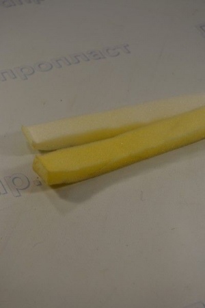 Поролон для окон 1,85м средний (17*14мм)