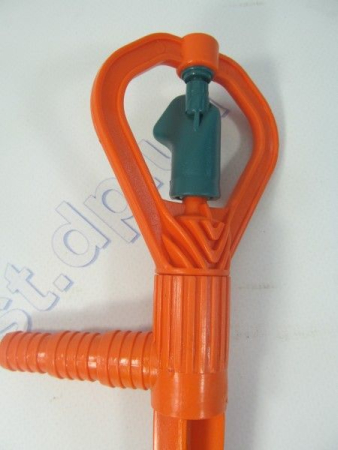 Разбрызгиватель на колышке БАБОЧКА