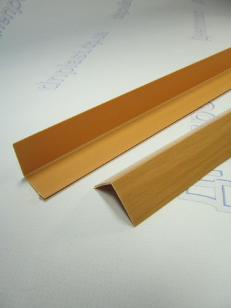 Уголок защитный прямой 30*30 (2,70м) ольха