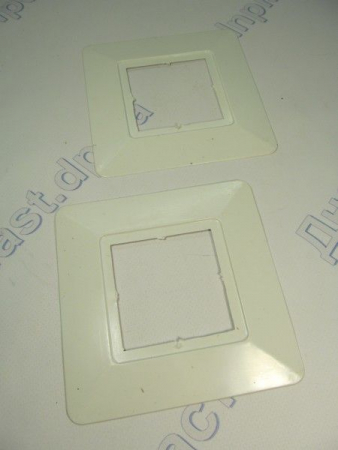 Накладка под выключатель белая и прозрачная