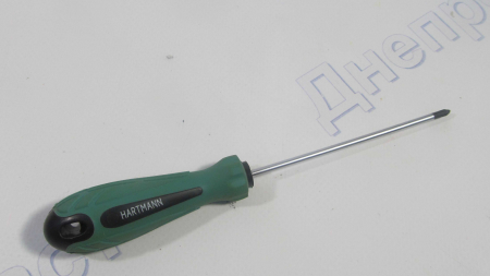 Отвертка  Y 3,0х100мм HARTMAN