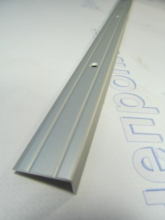 Порожек ступенька  25*10 серебро 0,9 м