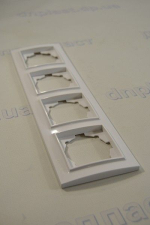 Рамка четырехместная EH Enzo