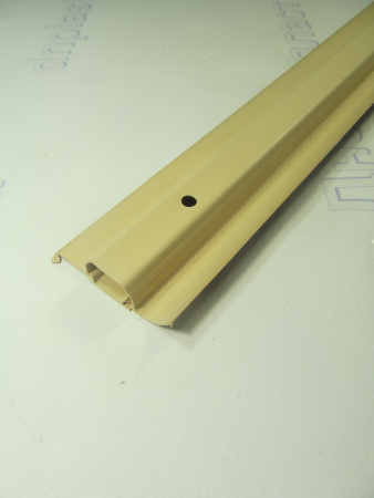 Плинтус пластиковый 2,5м 