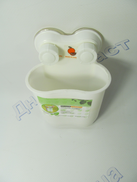 Подставка под зубные щетки на вакумных присосках