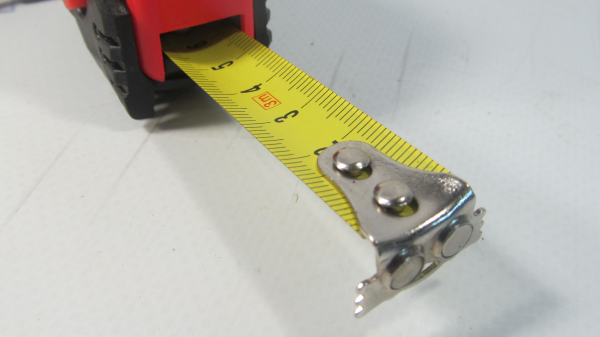 Рулетка 3м*16мм обрезиненый корпус MATRIX