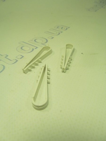 Кабельный крепеж круглый 8 (елочка)