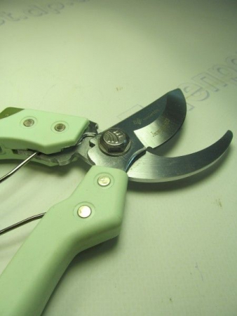 Секатор универсальный 200мм, пластиковые ручки Bradas (KT-W1055)
