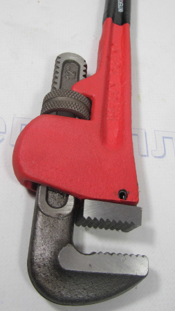 Ключ трубный 300мл INTERTOOL HT-0182