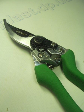 Секатор 220мм,d среза 18мм VERANO арт.71-801