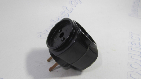 Тройник карболитовый черный 6А 250В