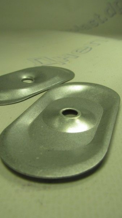 Шайба прижимная металлическая овальная 7мм 8х40