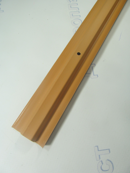 Плинтус пластиковый 2,5м 