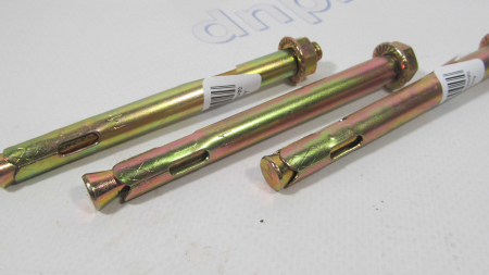 Анкер М8 10*140мм однораспорный с гайкой