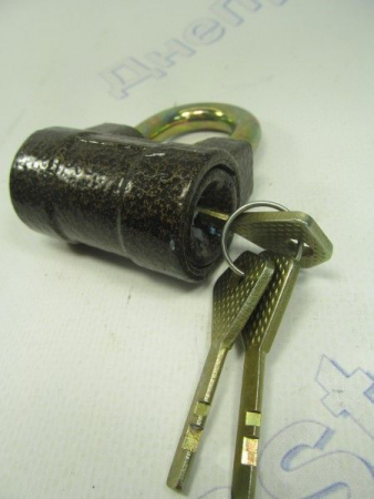 Замок навесной короткая дужка 