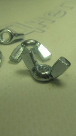 Гайка барашковая М5 (ЦБ)