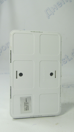 Розетка 2 открытая с заземлением  LUXEL (2008)