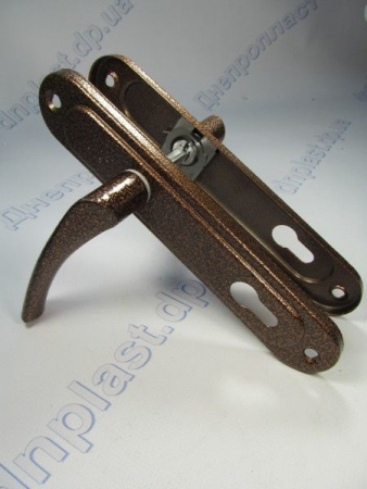 Ручка на планке Арико коричневая