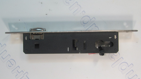 Замок врезной 25мм YU-TL 155R