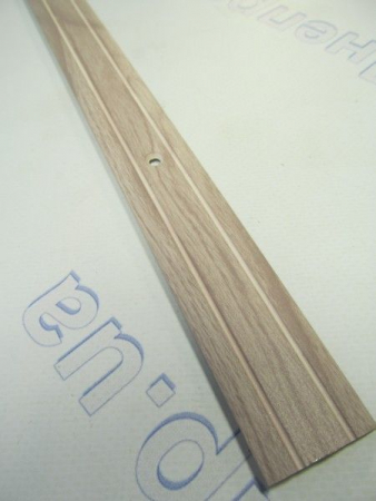 Порожки рифленый 30*3 Дуб белый 1,8м