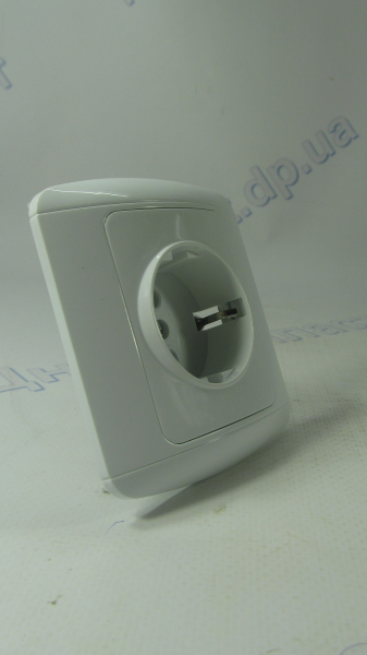 Розетка 1 с заземлением Erste  Classic