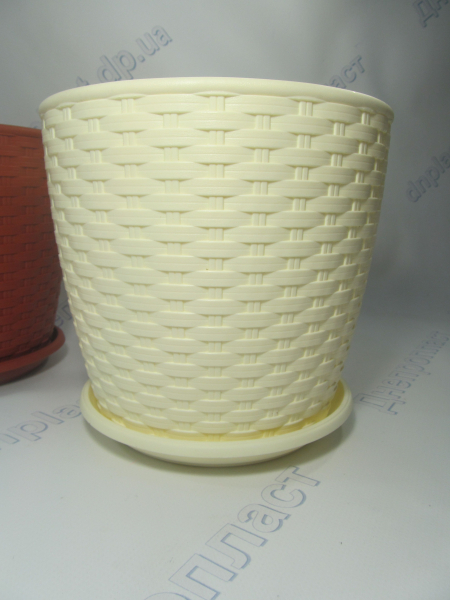 Вазон Ротанг 20 * 18 см (2л)
