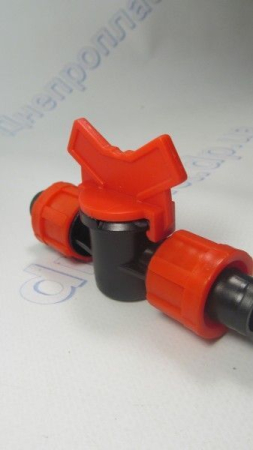Соединительный кран для капельной ленты (капельный полив)