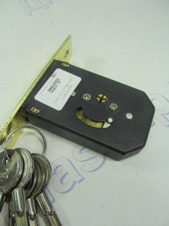 Замок врезной USK 45-R