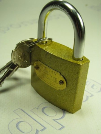 Замок навесной крест ключ 38мм
