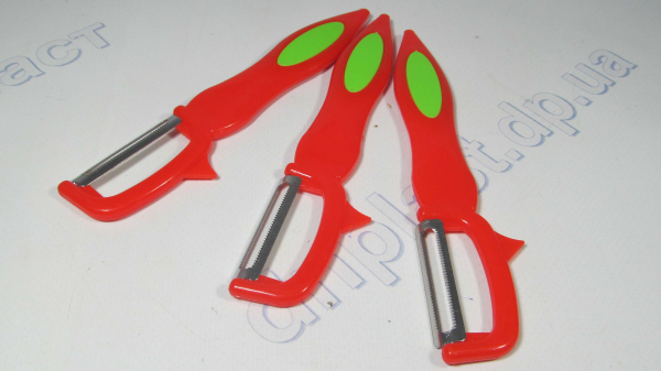 Овощечистка с продольным лезвием Экономка