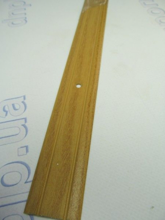 Порожки рифленый 30*3 Дуб темный 0,9 м