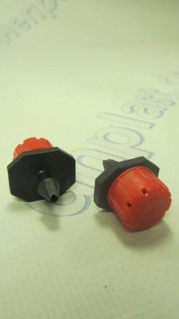 Капельница красная (капельный полив)