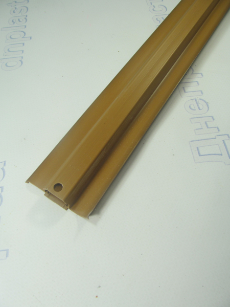 Плинтус пластиковый 2,5м 