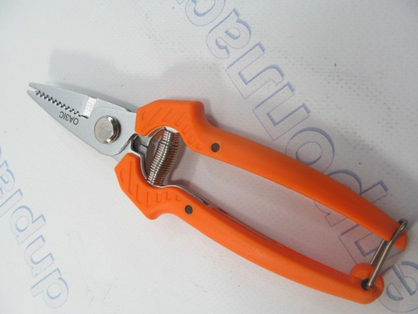 Секатор для сбора винограда, овощей и роз (С39) ОАЗИС